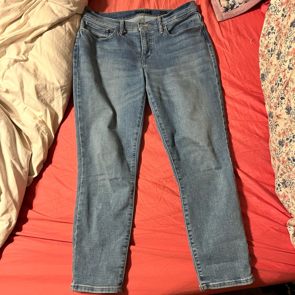 Lucky Jeans